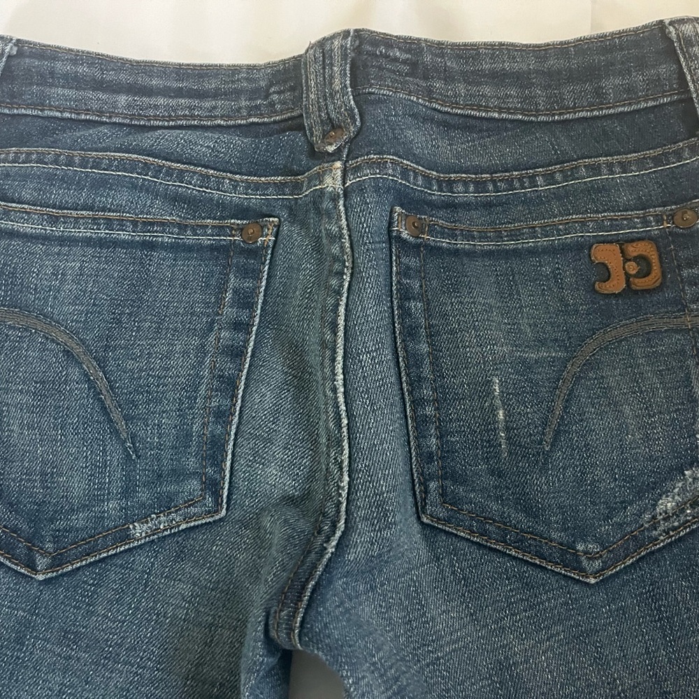 Joe’s Jeans Honey Bootcut Harvey Wash Distressed 28